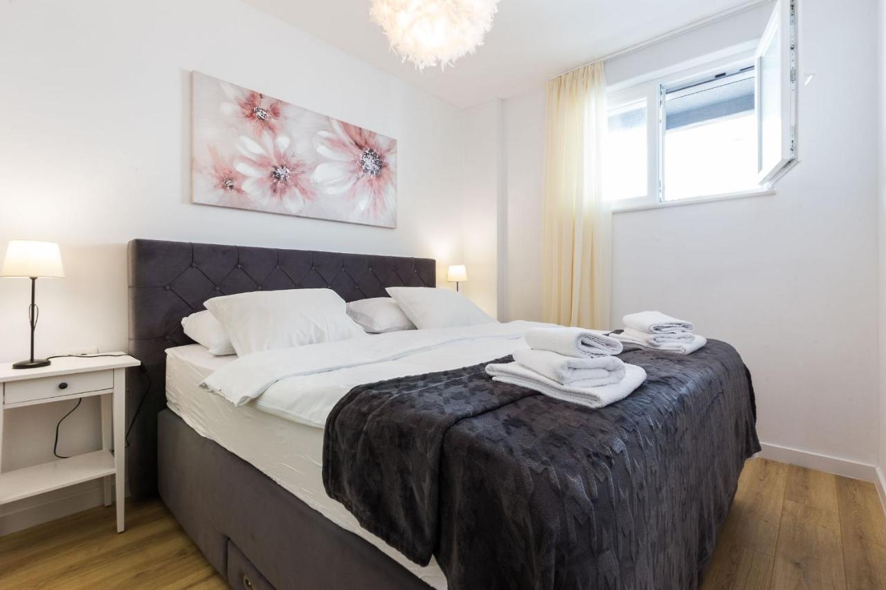 Karla'S Exclusive Central Apartment Zadar Bagian luar foto